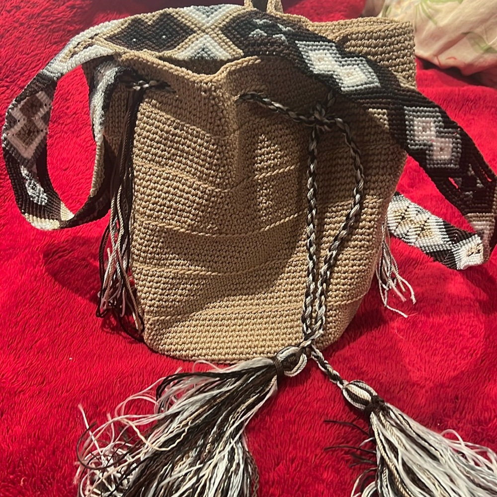 Handmade woven purse from Mexico. Never used.